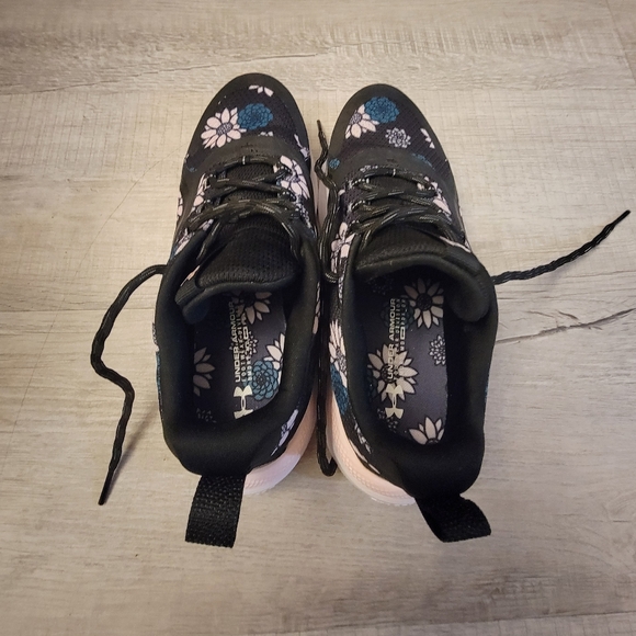 Under Armour Black Athletic Sneakers with Blue and Pink Floral Print - Picture 5 of 7